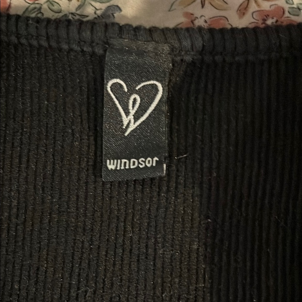 Windsor Black Ribbed Knit Top - Picture 2 of 5